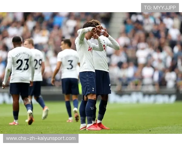 穆里尼奥看中努涅斯潜力，转会谈判受关注，穆里尼奥与努诺